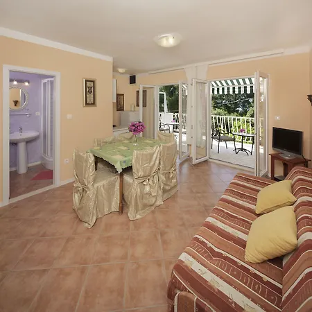 Tamara דירה זבלה