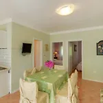 Tamara Apartamento Zavala